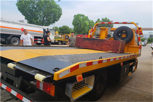 绵阳附近拖车电话号码服务